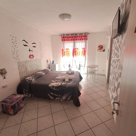 B&B Metalla Іглесіас Екстер'єр фото